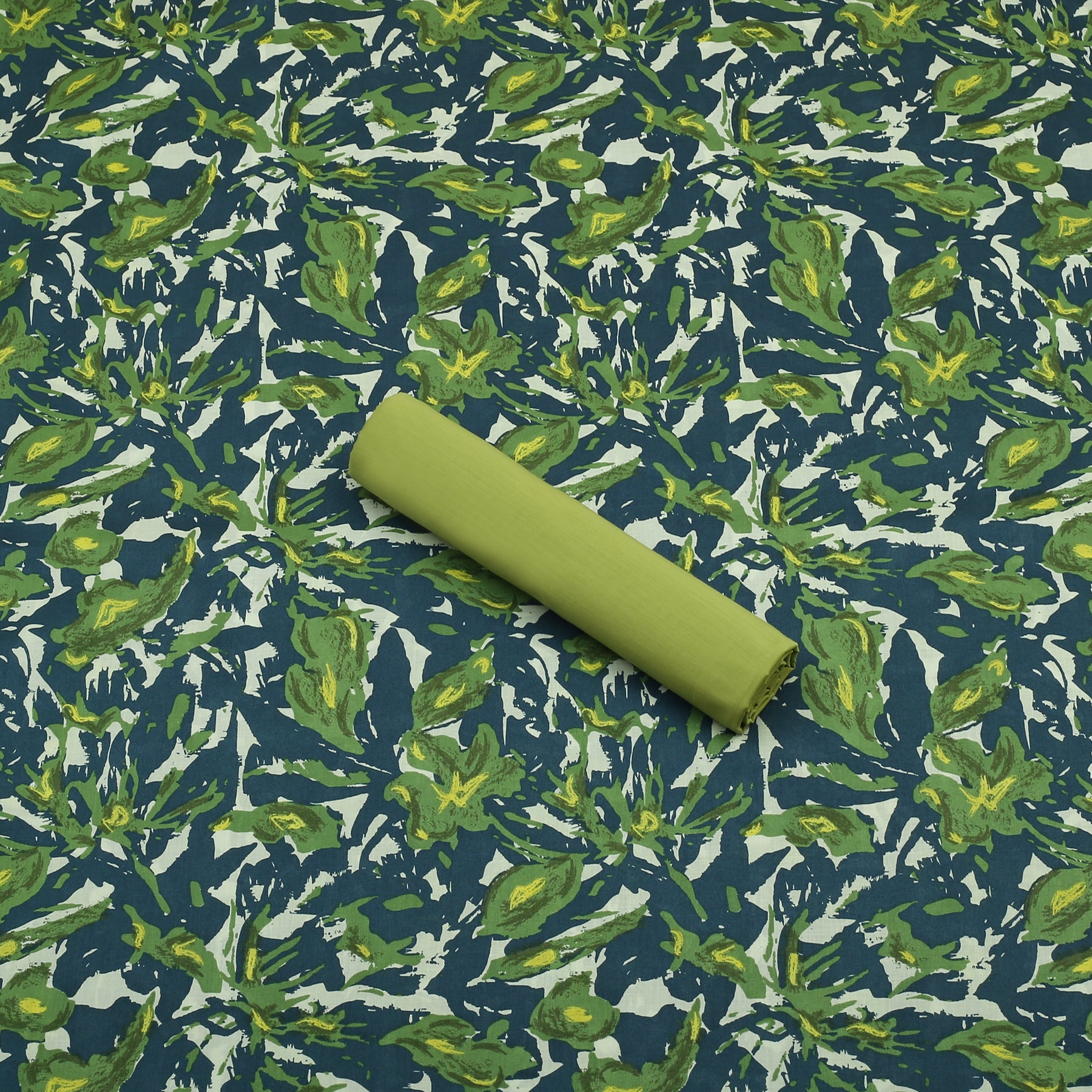 Forest Whisper Lawn 2PC
