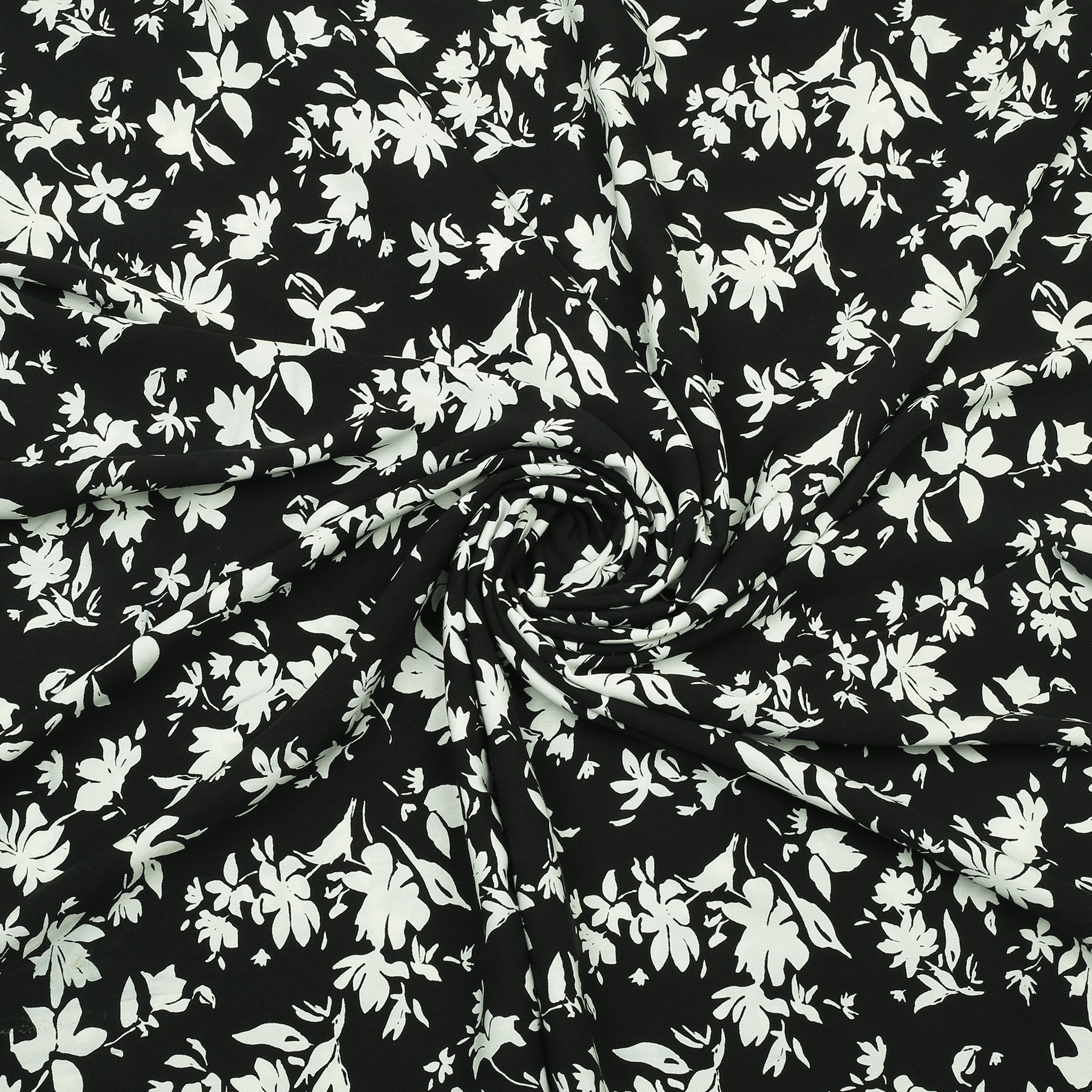 Noir Petals Marina 2pc