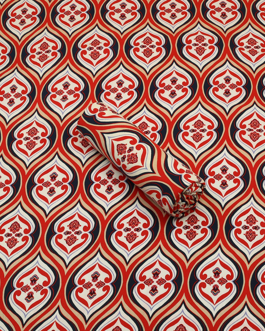 Red Medallion Marina 2 piece