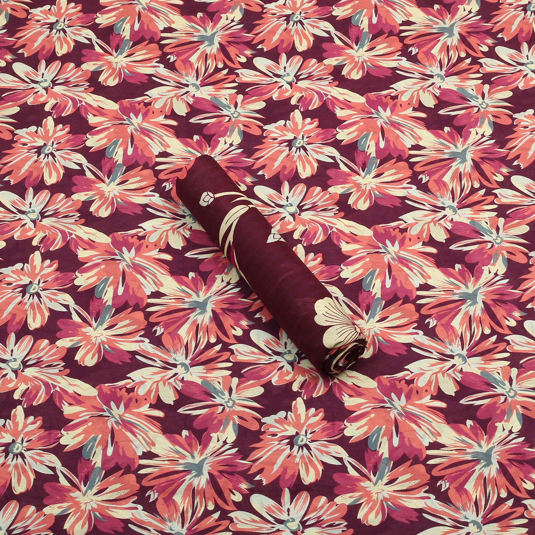 Berry Bloom Lawn 2pc