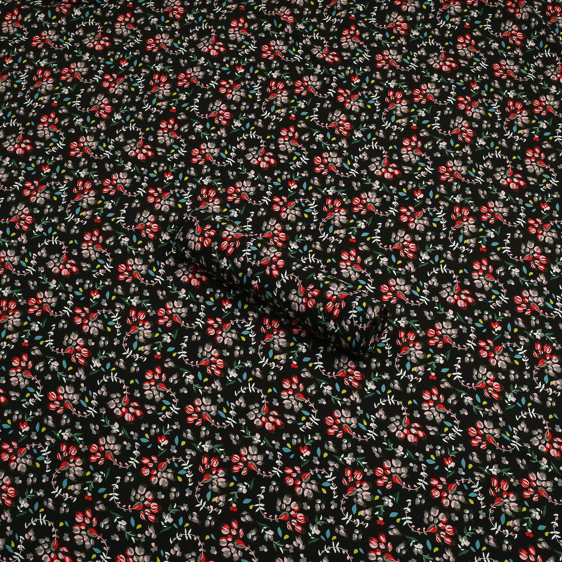 Crimson Whispers Linen 2pc