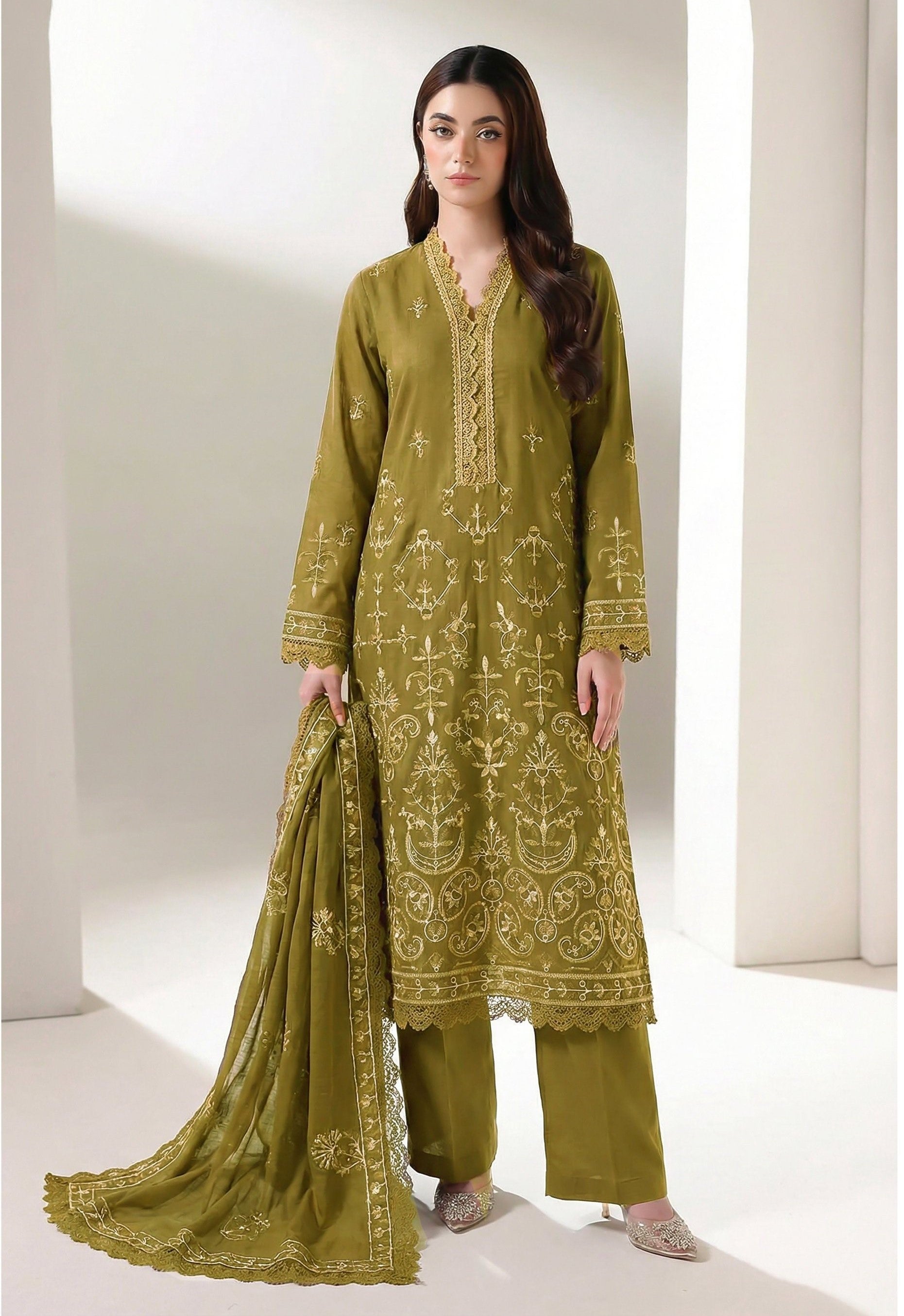 Zar-e-Mehndi Lawn 3-piece