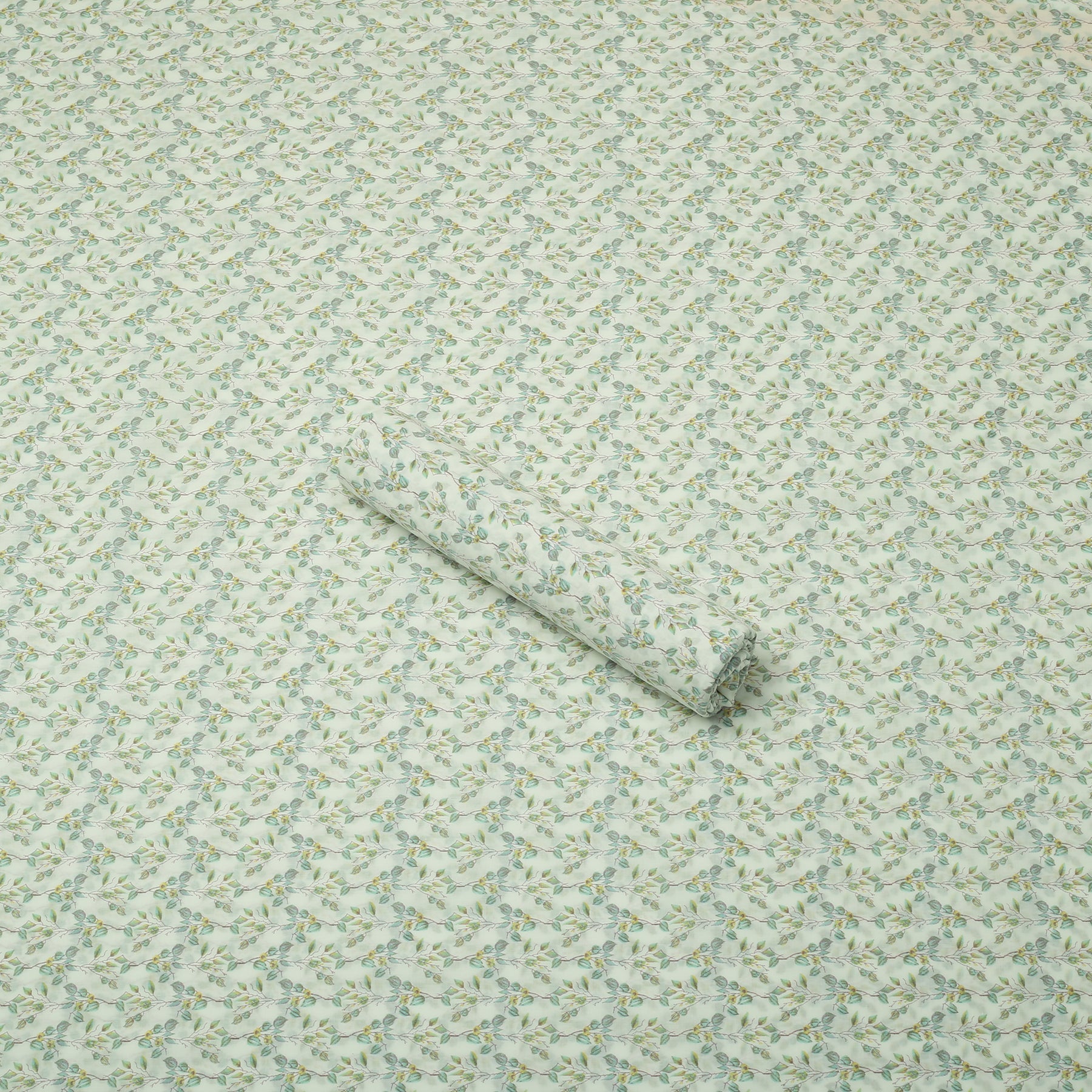 Crimson Bloom Lawn 2pc