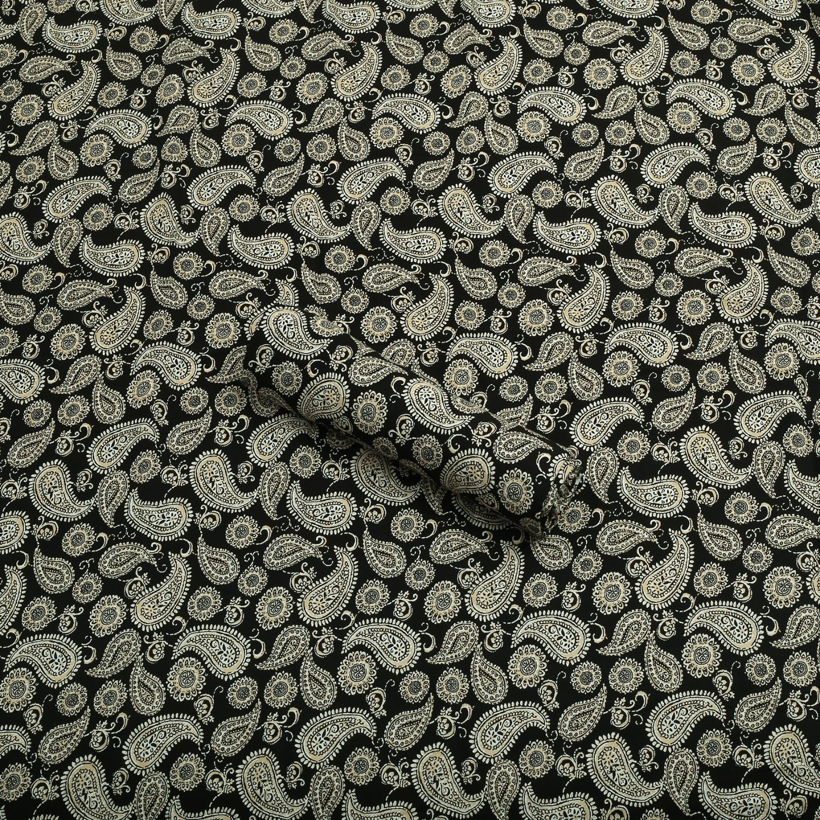 Paisley Elegance Linen 2PC